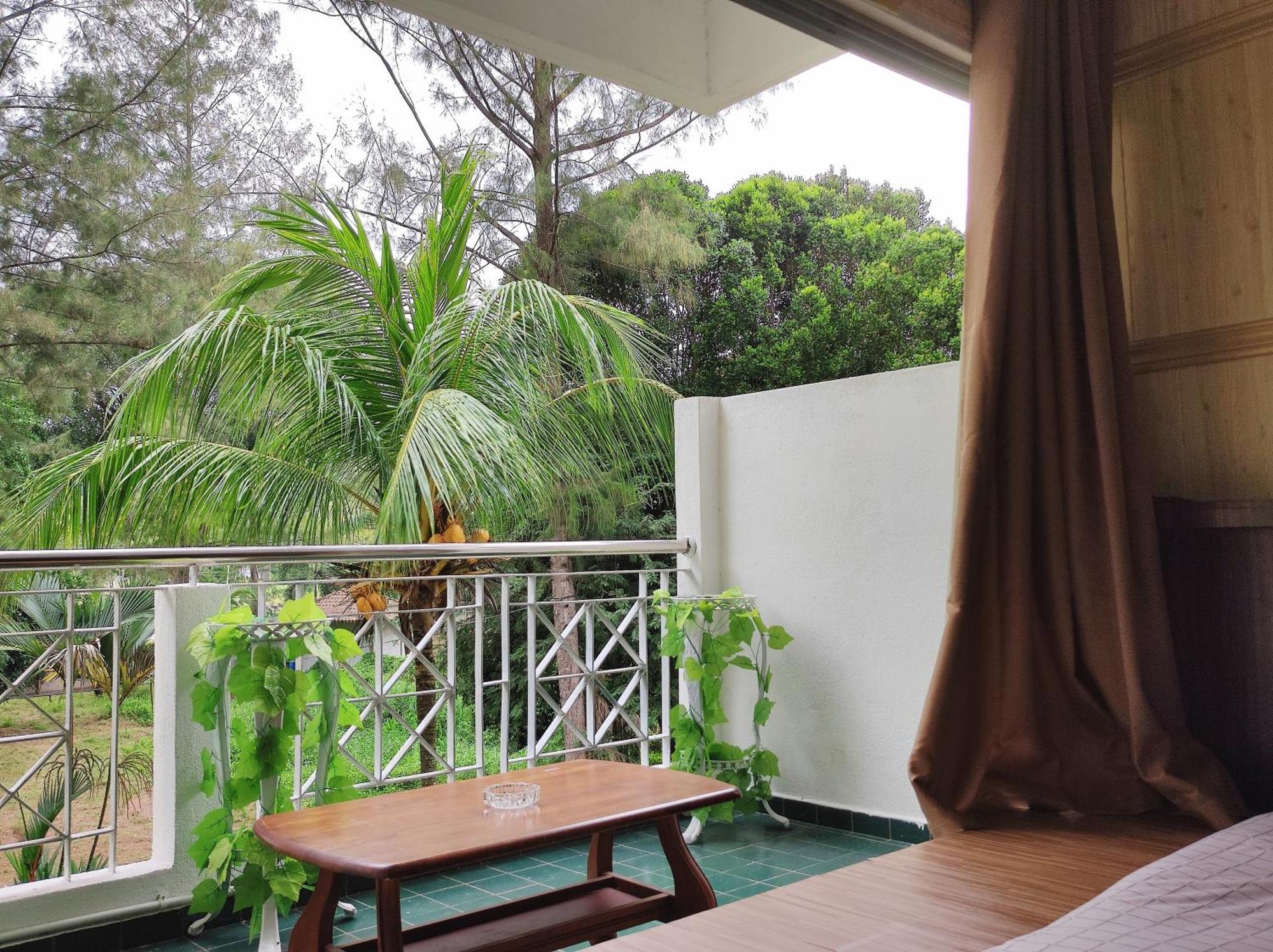 Teluk Batik Ment Sitiawan No Pool Apartment Lumut